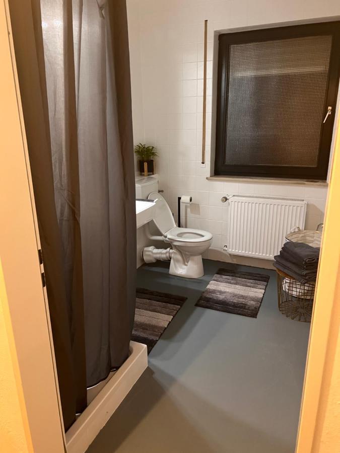 Ferienwohnung In Top Lage Von Aalen Ngoại thất bức ảnh